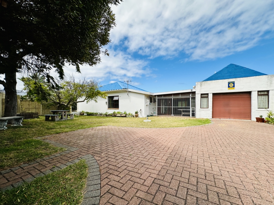 3 Bedroom Property for Sale in Westcliff Western Cape